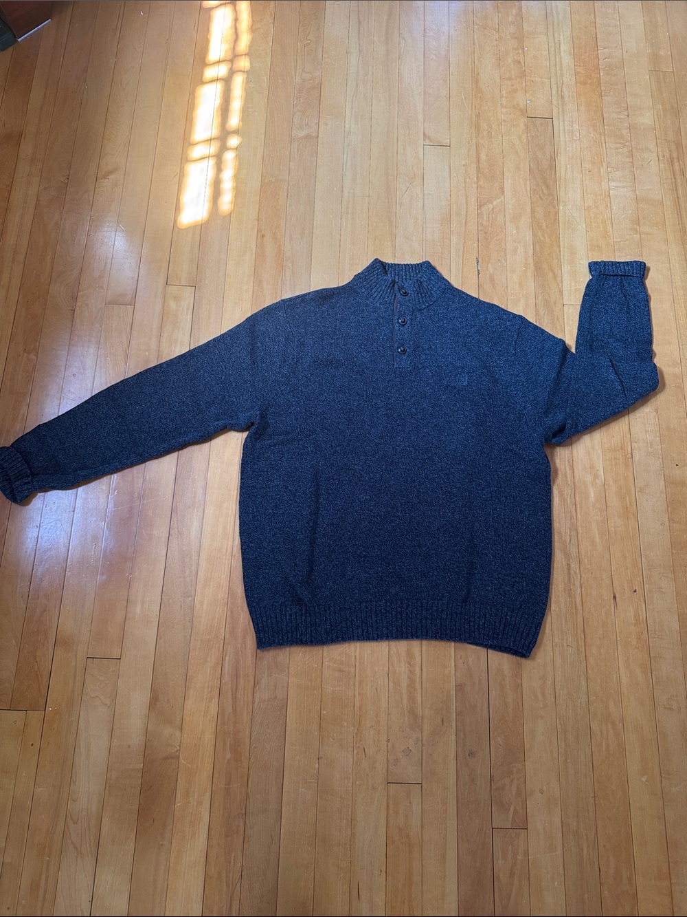 Chaps Men's Button Neck crew Sweater in dark charcoal  Gray size XL
